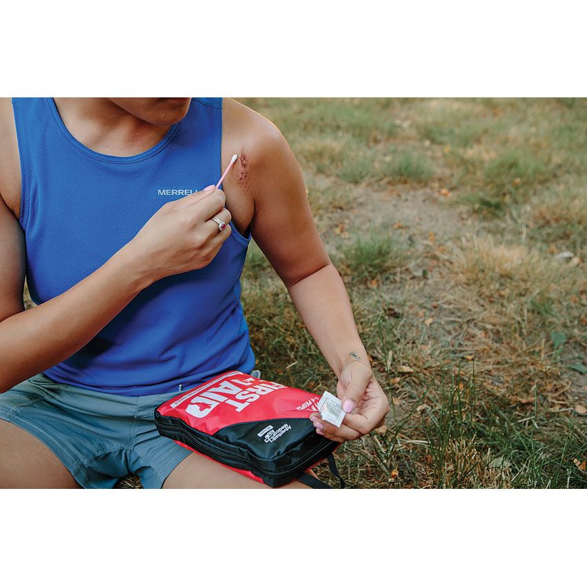 Adventure Medical First Aid Kit 2.0