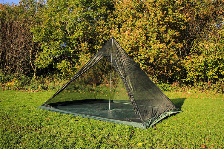 DD Hammocks SuperLight Pyramid Mesh Tent - Family Size