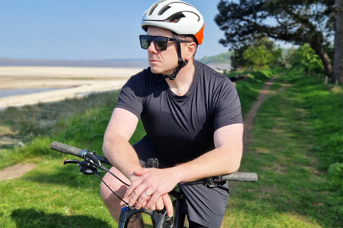 DD Hammocks Ascent Quick-Dry Black T-Shirt - Athletic Fit