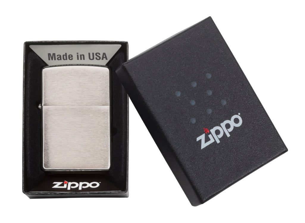 Zippo Classic Brushed Chrome Lighter