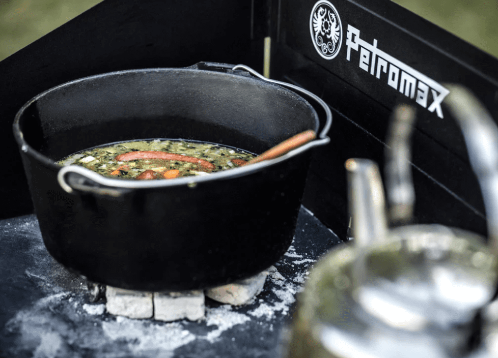 Petromax 7.5L Cast Iron Dutch Oven With Legs