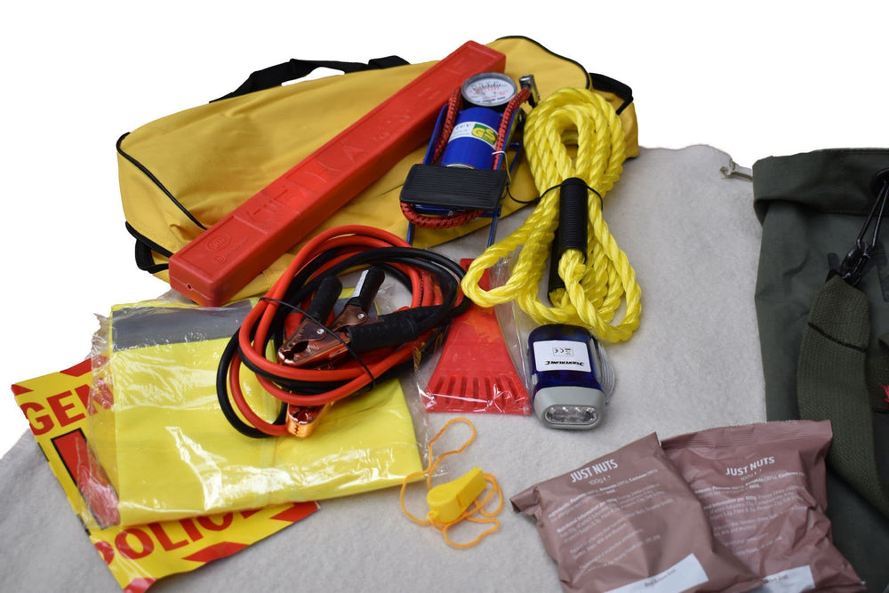 Preppers Shop Winter Emergency Car Kit