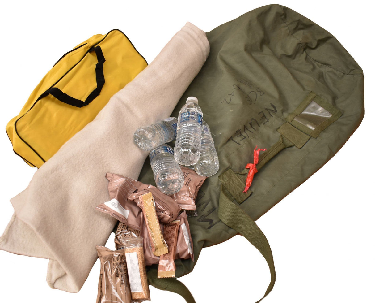 Preppers Shop Winter Emergency Car Kit